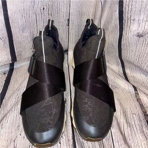 Sorel Kinetic Sneak Slip-On Sneakers Cordless Black Womens Size 8 Activewear